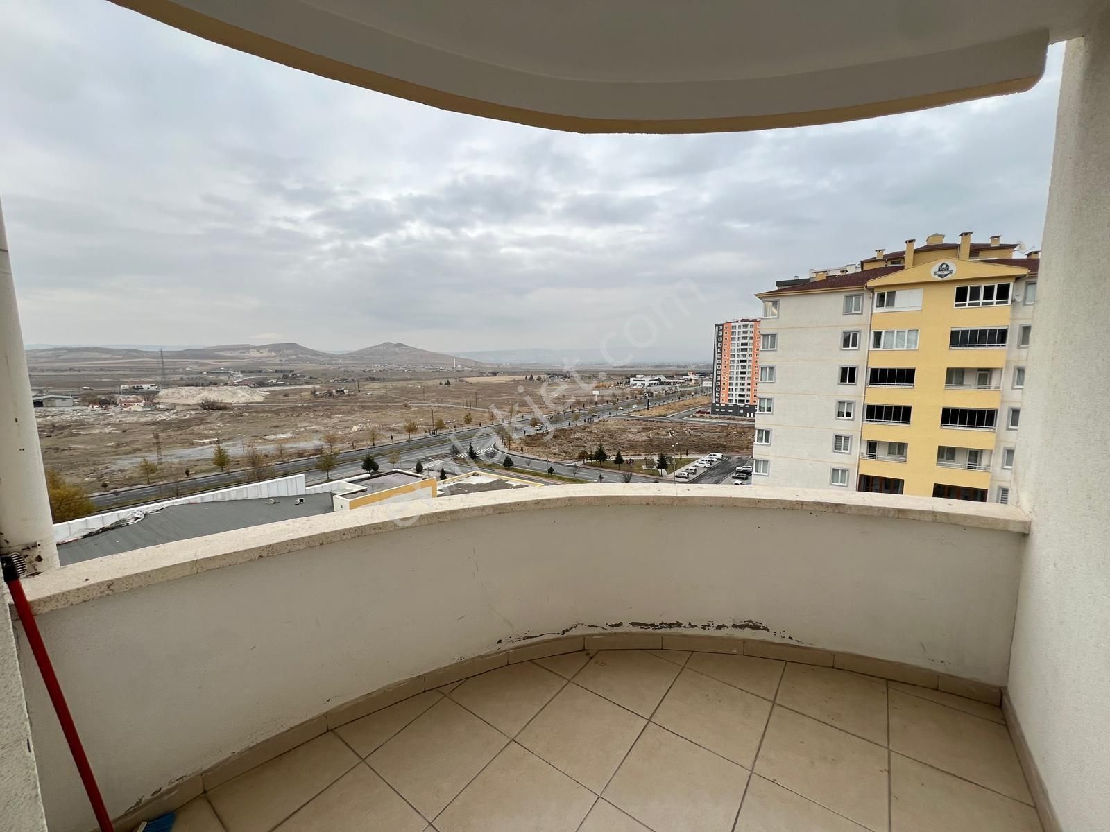 Boss Gayrimenkulden Beyazşehirde Kaçmaz Fırsat Dairesi - Görsel 4