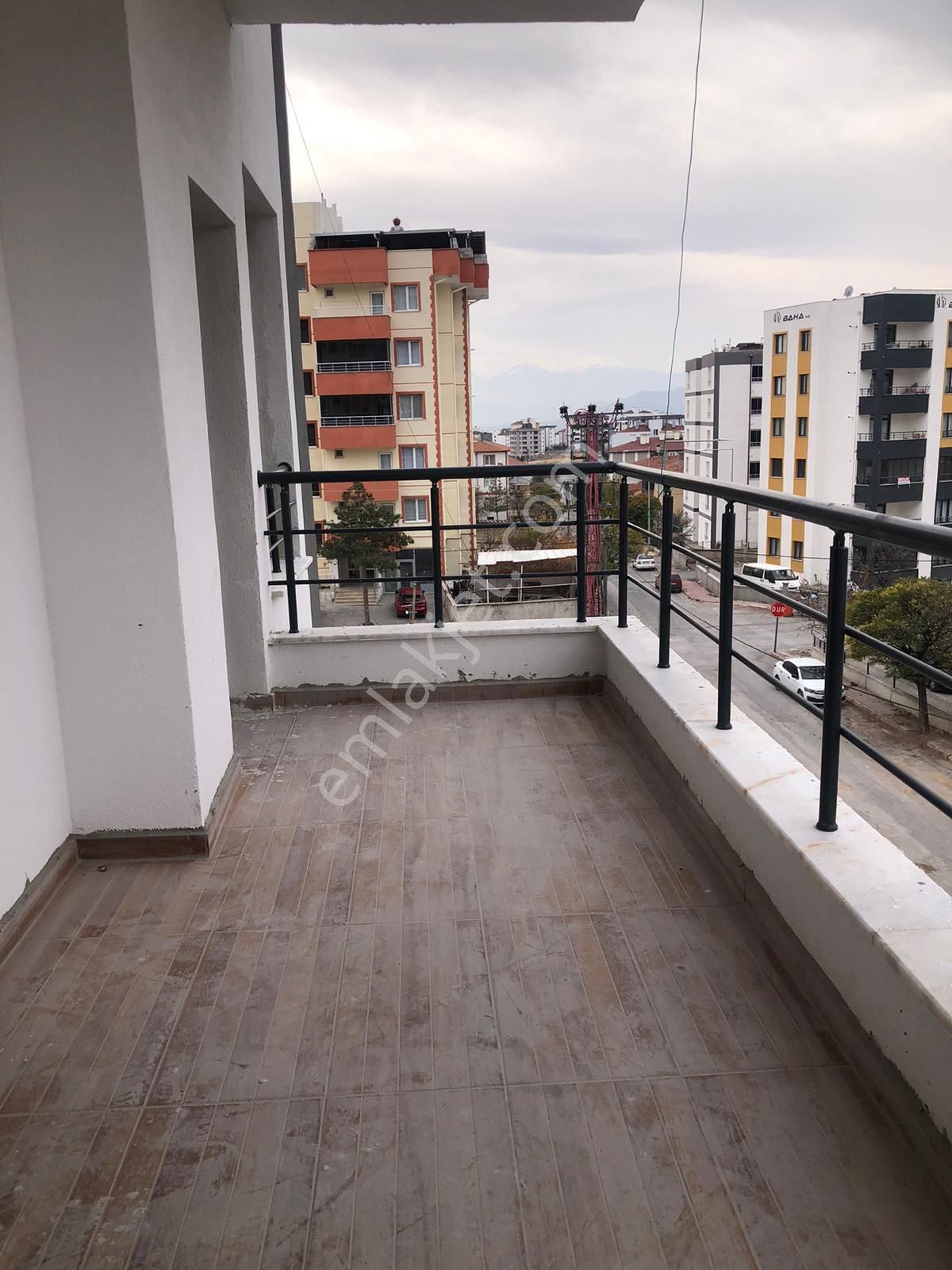 Erkilet General Emirde 2+1 Bireysel Kombili Daire - Görsel 3