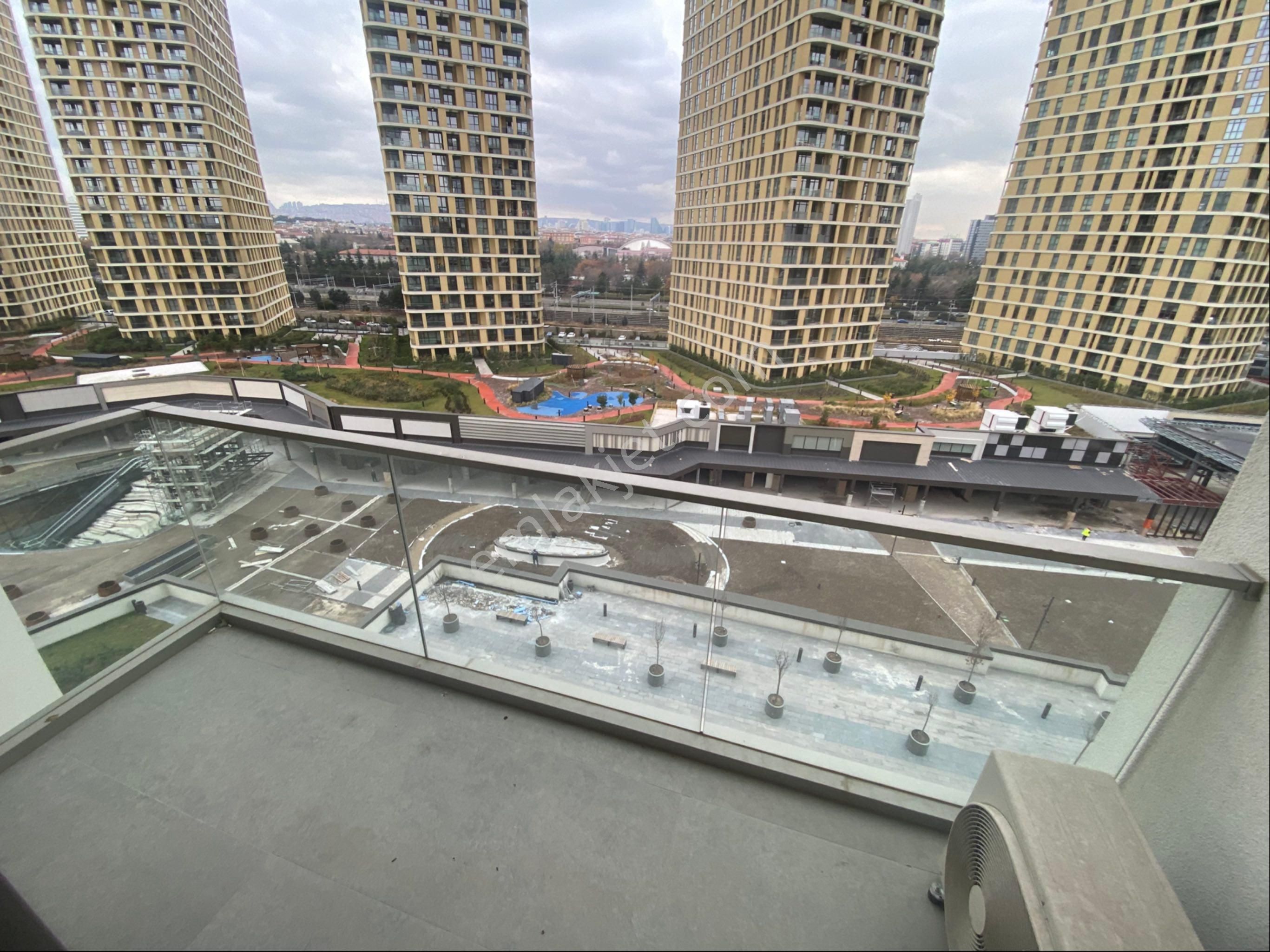 7. Kat / Çifte Dış Alan (balkon+teras) | Executive Suıt 101m2 - Görsel 3