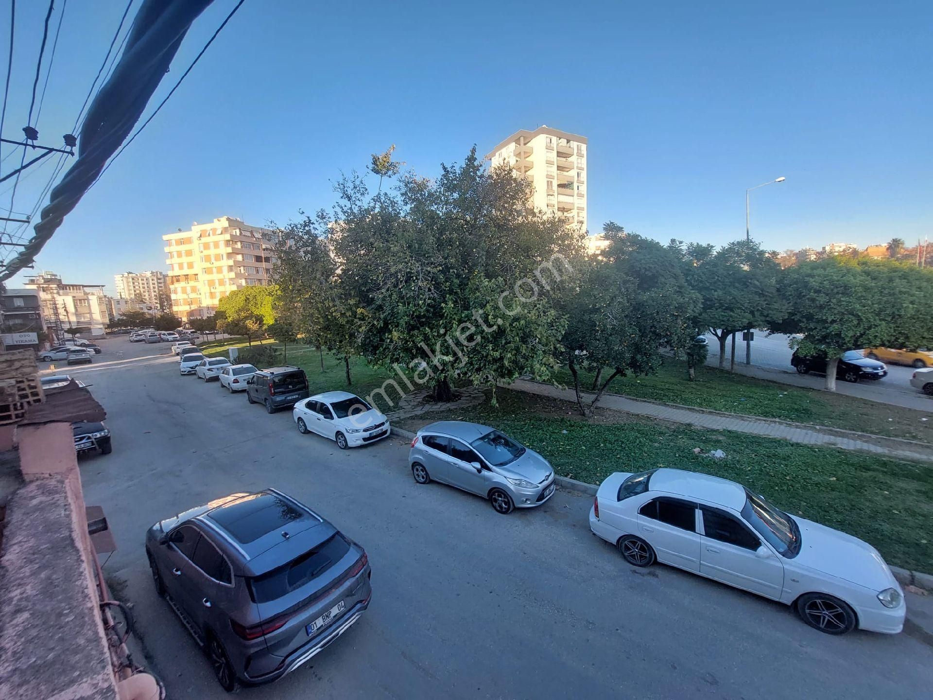 Döşeme Mahallesi Emniyet Müdürlüğü Civarında Yatırımlık Tek Katlı Müstakil Bina 2+1 Bahçeli !!! - Görsel 8