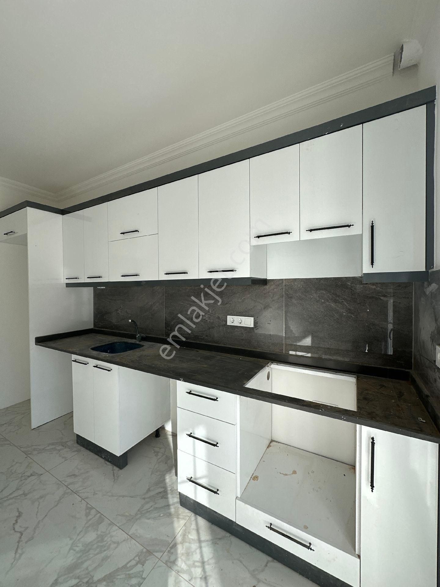 Satılık 3+1 Daire Küçük Bahçeli Çıplaklı //alanya - Görsel 13