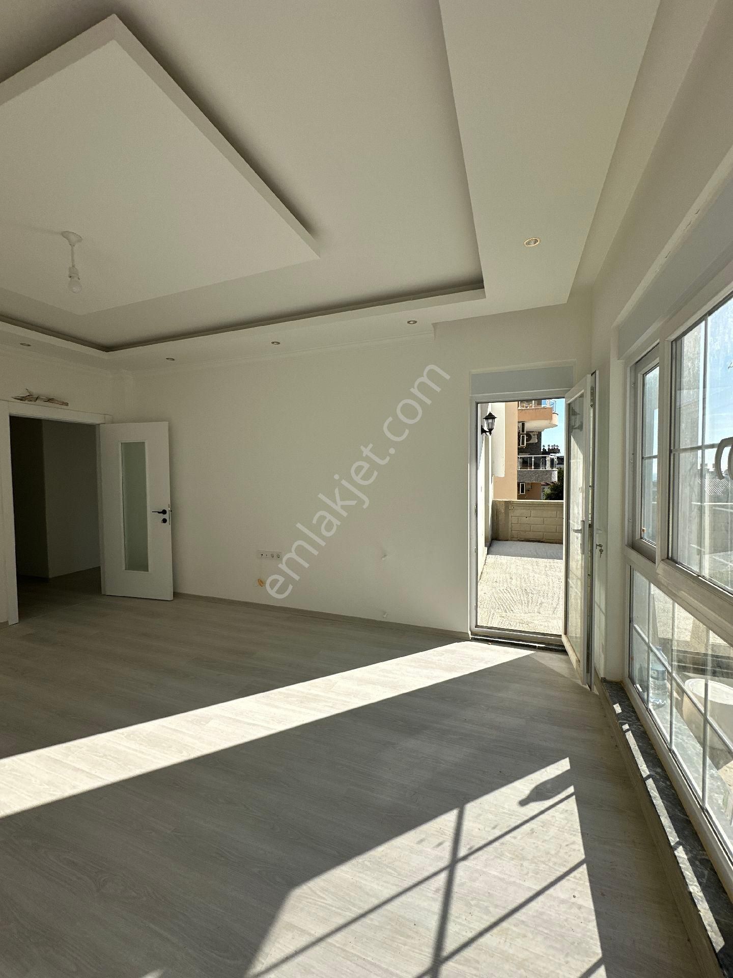 Satılık 3+1 Daire Küçük Bahçeli Çıplaklı //alanya - Görsel 10