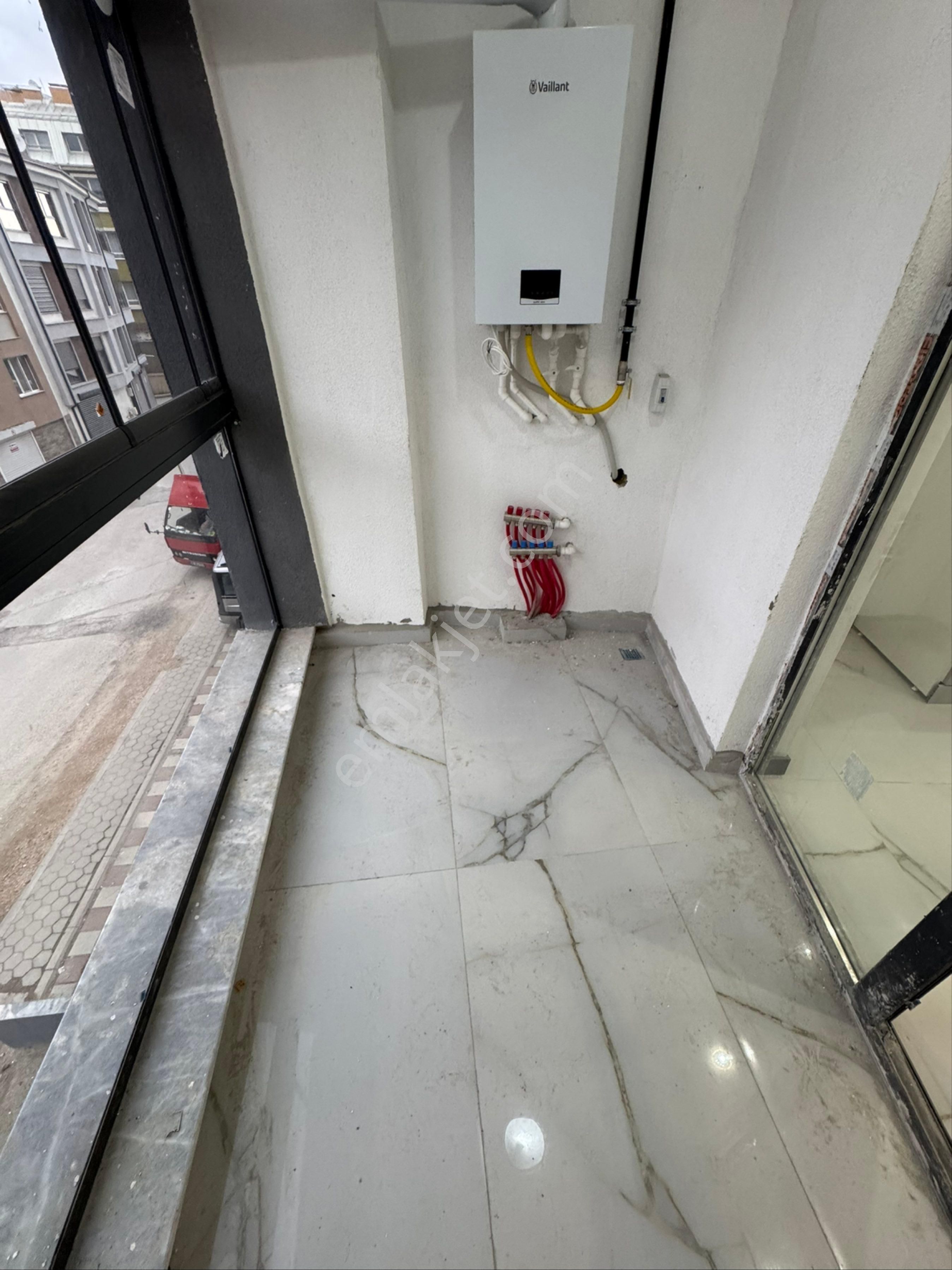 Conker İnşaat Emlak’tan Çamlıca Mahallesi 2+1 Lüks Satılık Daireler - Görsel 4