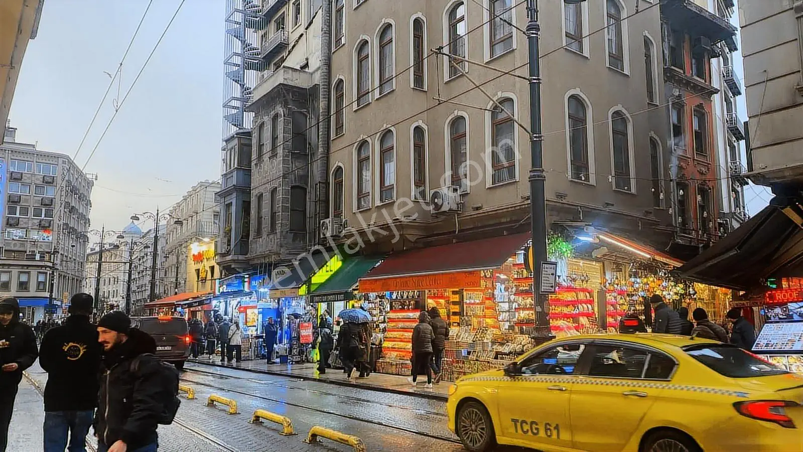 Fırsat!! Devir / Sirkeci Tramvay Caddesi