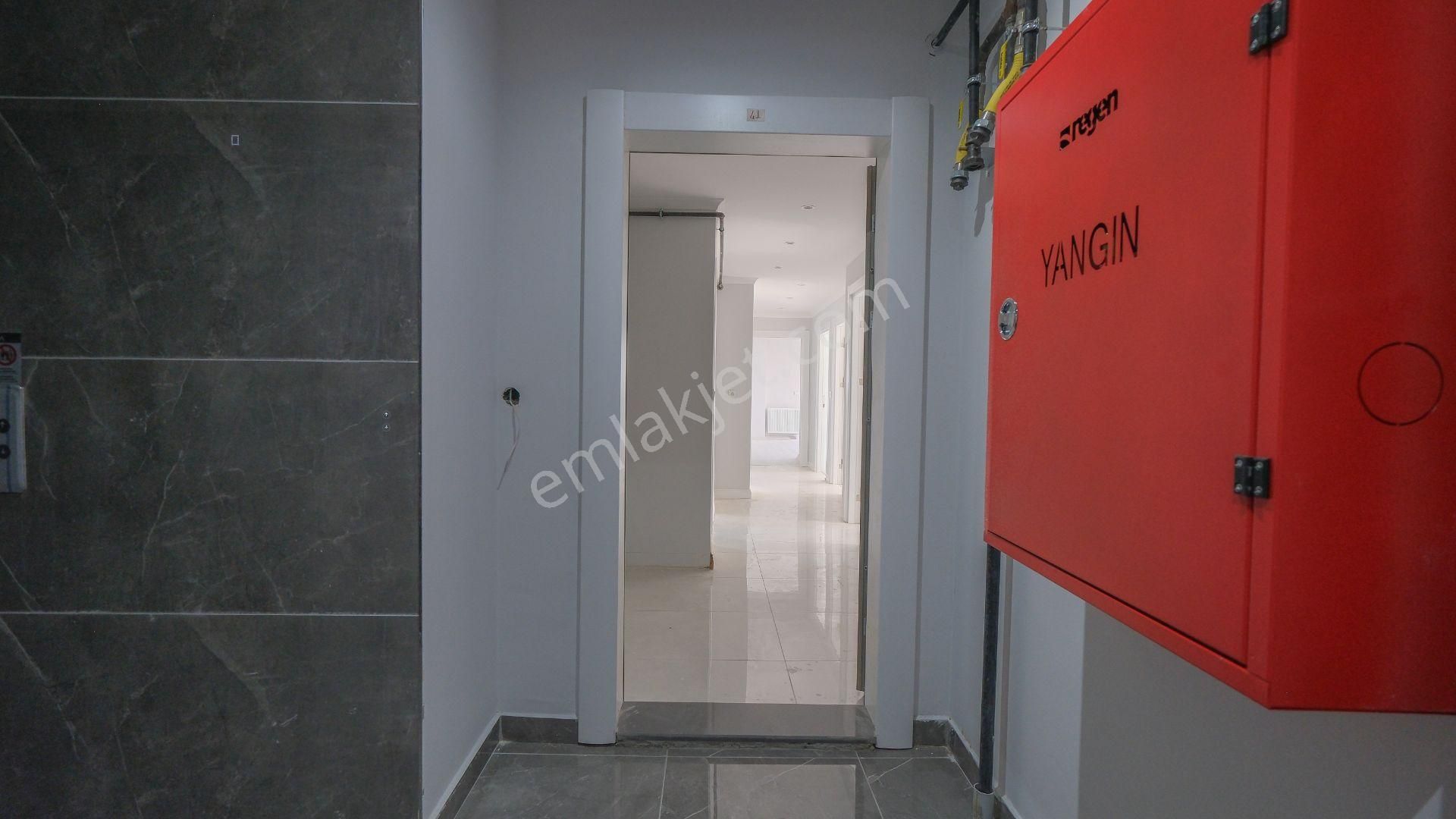 Inklap Mh. Sevimli Bahçe Evleri'nde Kiralık 3+1 Daire - Görsel 13