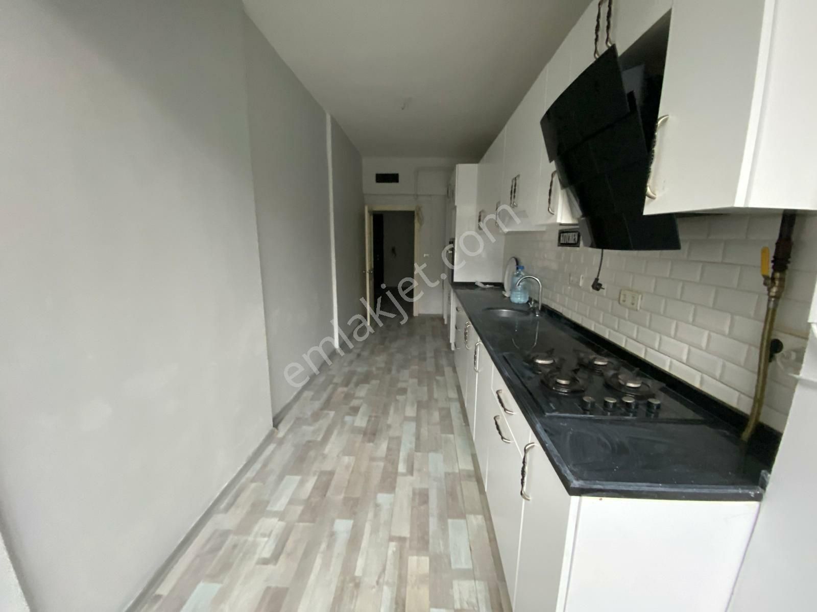 Beylikdüzü Metrobüse Yürüme Mesafesi De 3+1 - Görsel 9