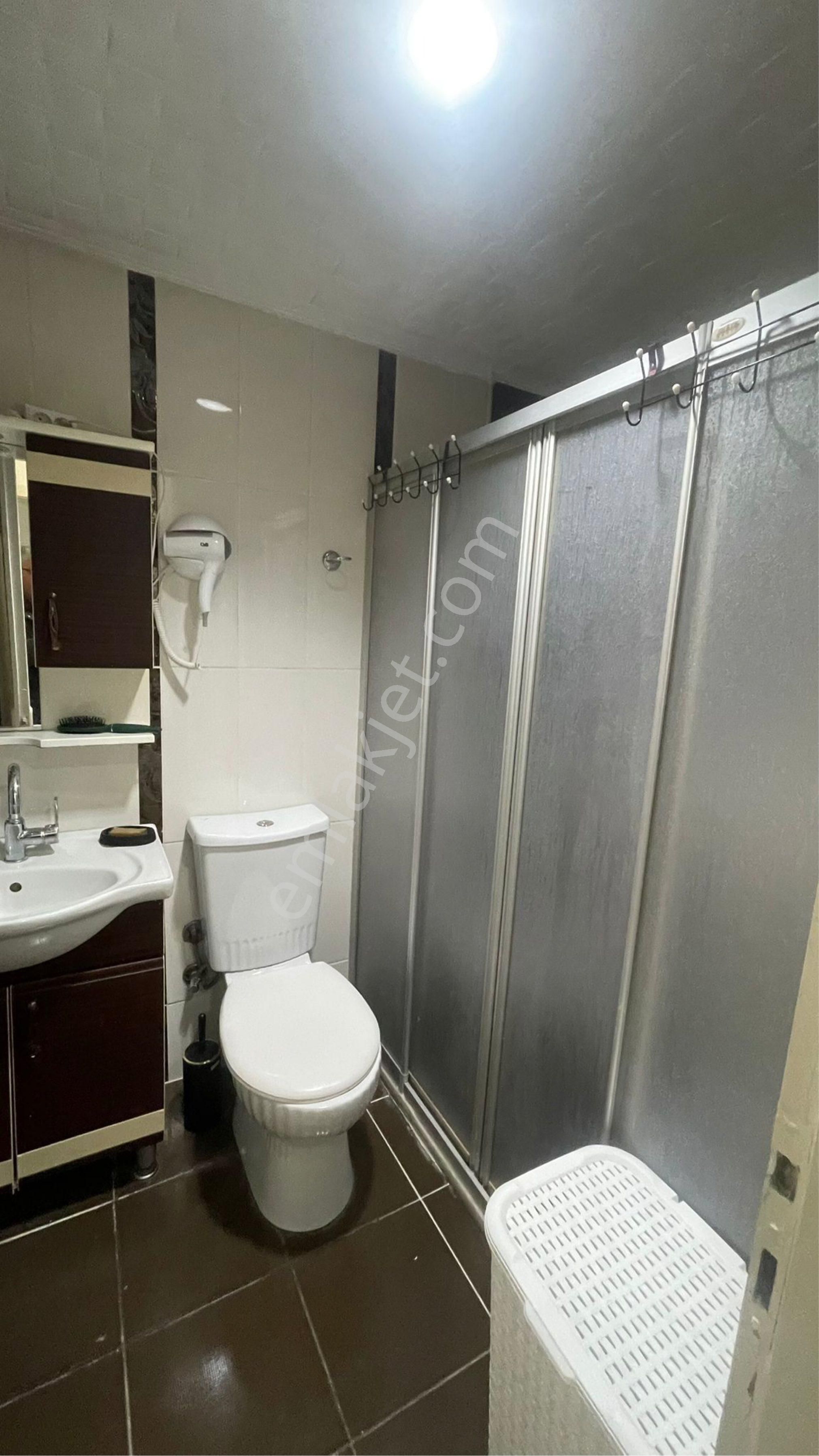 Sevkediye Caddesinde İci Temiz Satılık Daire - Görsel 5