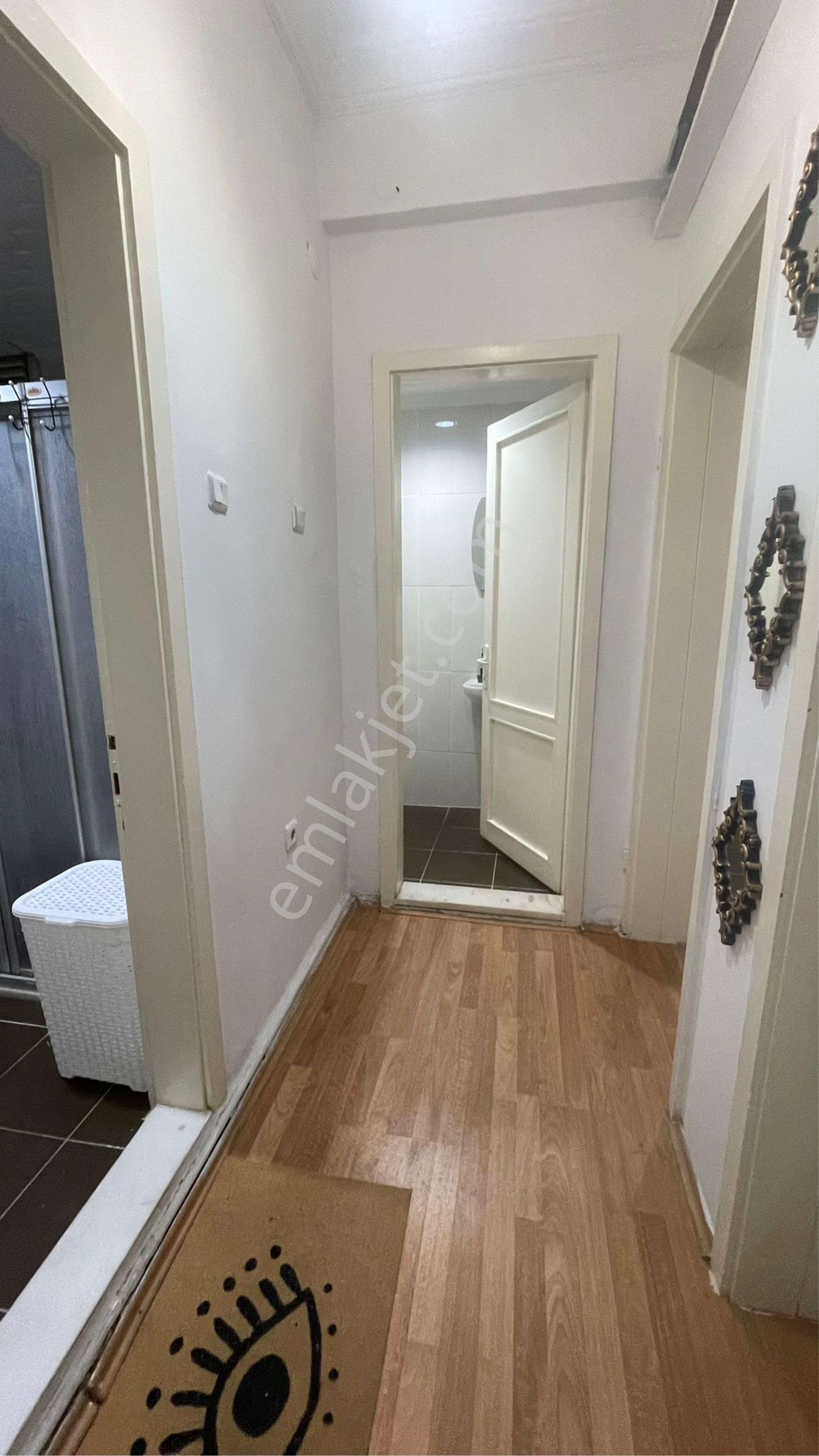 Sevkediye Caddesinde İci Temiz Satılık Daire - Görsel 9