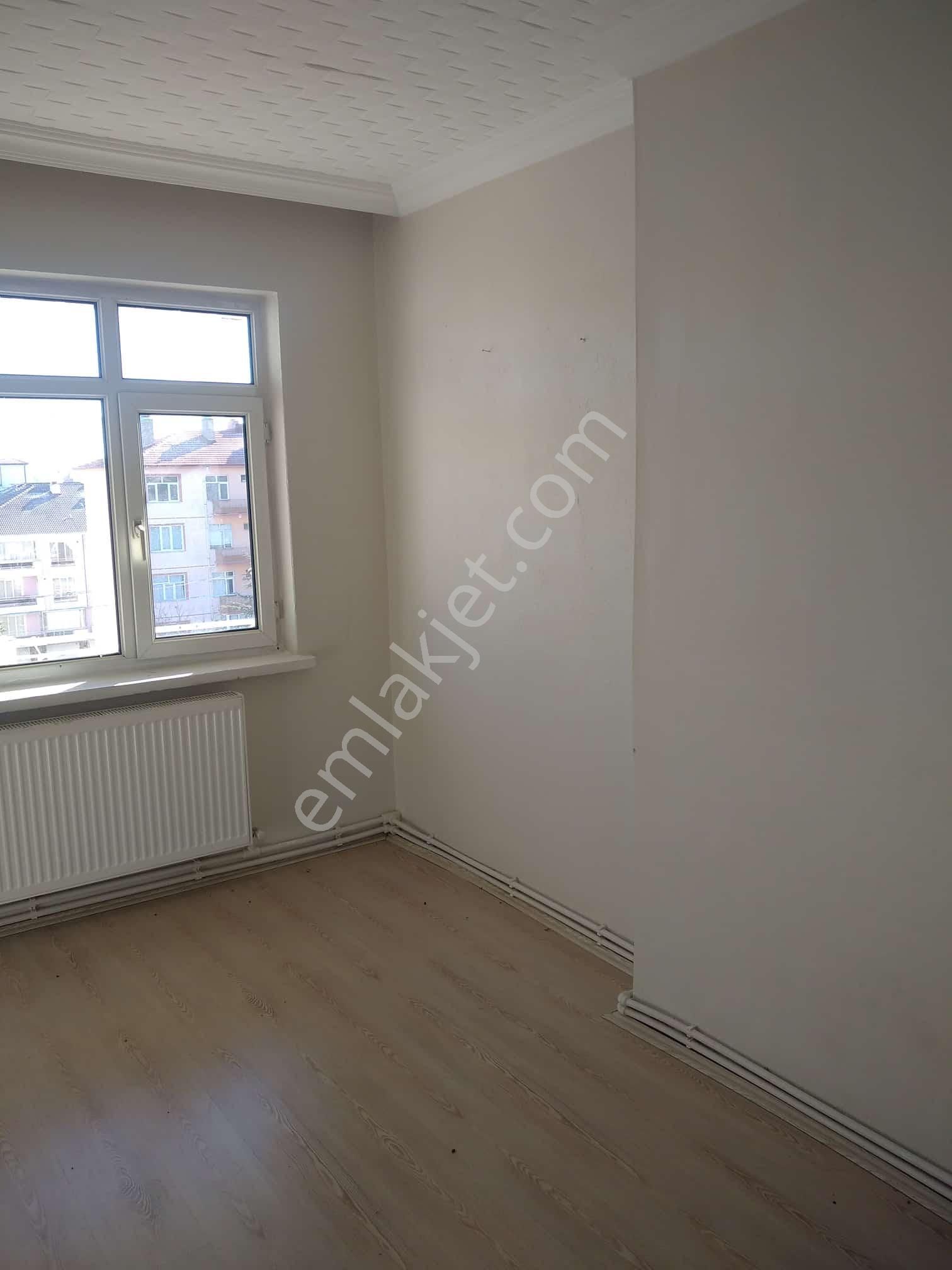 Sücüllü Emlaktan Satılık Daire Yallagöz Yüksek Okulu Yanı 3+1 Güney Kuzeycephe - Görsel 19