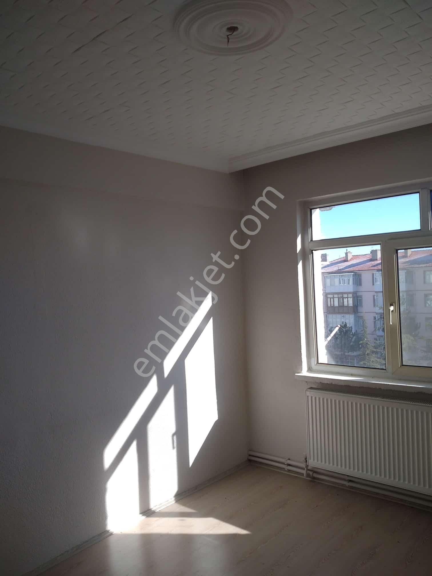 Sücüllü Emlaktan Satılık Daire Yallagöz Yüksek Okulu Yanı 3+1 Güney Kuzeycephe - Görsel 20