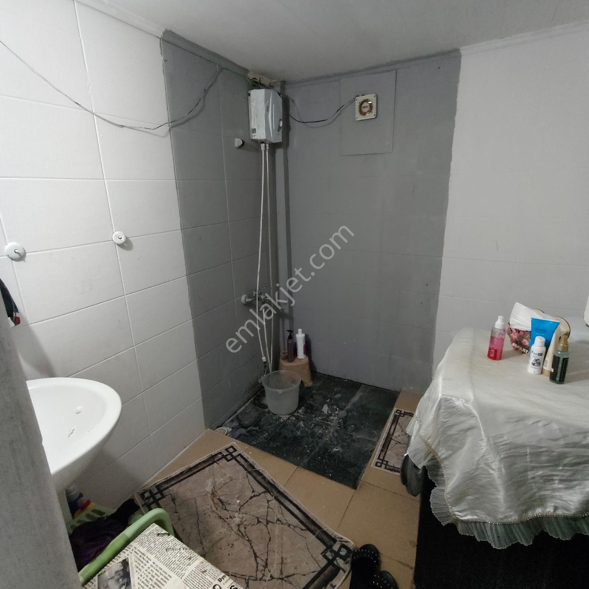 Kurtuluş Mahallesinde İki Katlı Müstakil Ev - Görsel 10