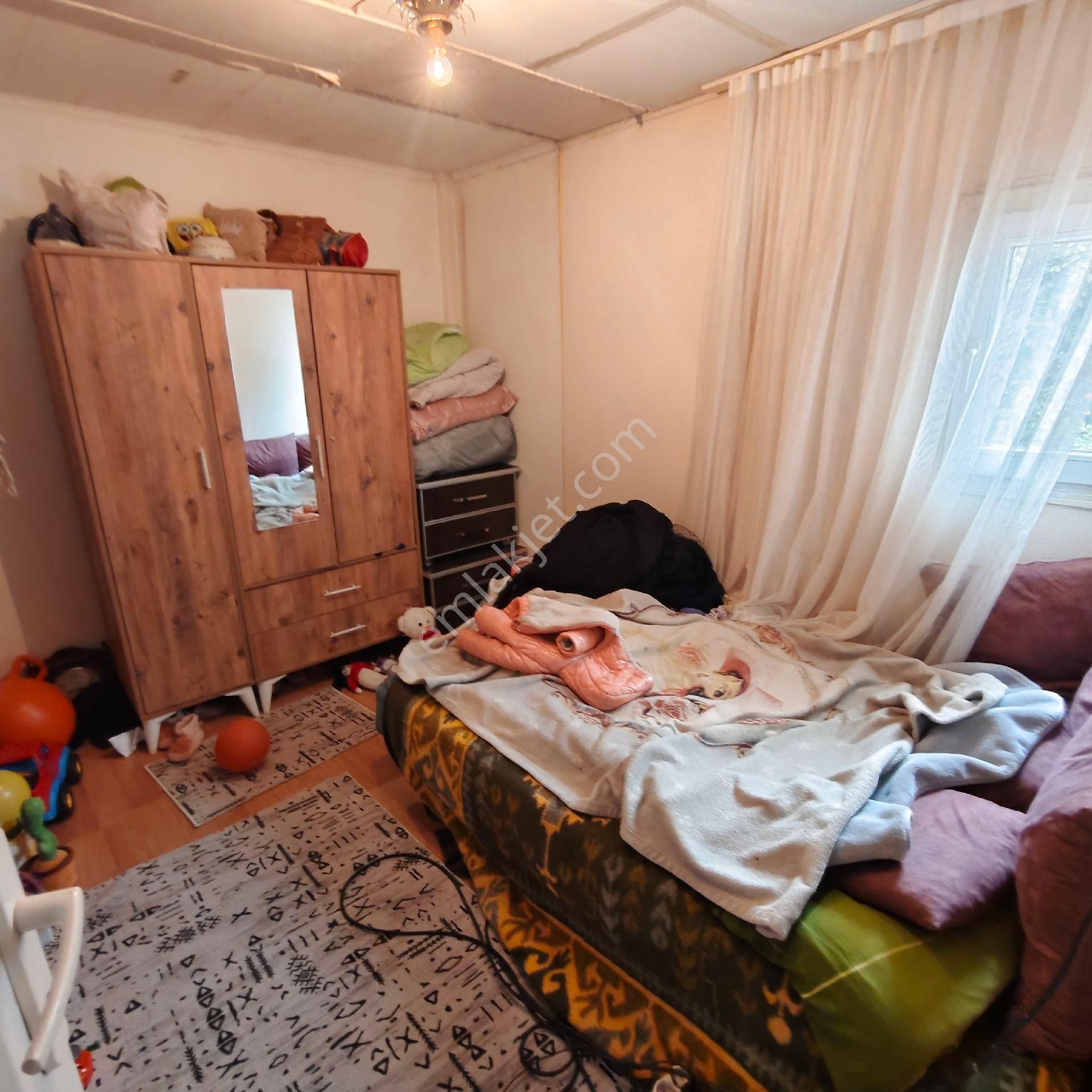 Kurtuluş Mahallesinde İki Katlı Müstakil Ev - Görsel 5