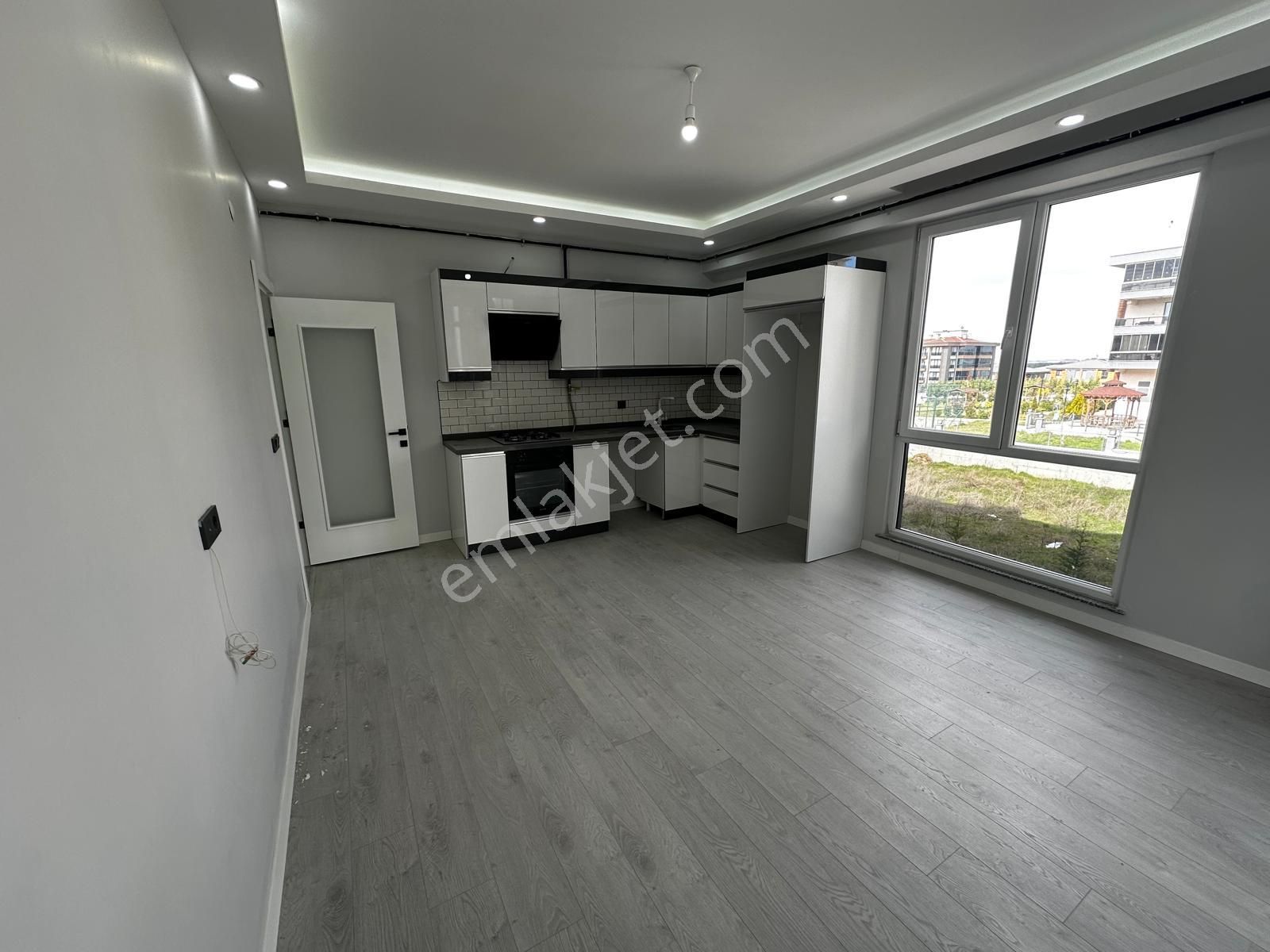 Molla Team'den Hürriyet Mah'de Kiralık Daire 2+1 Net 70m2 - Görsel 2