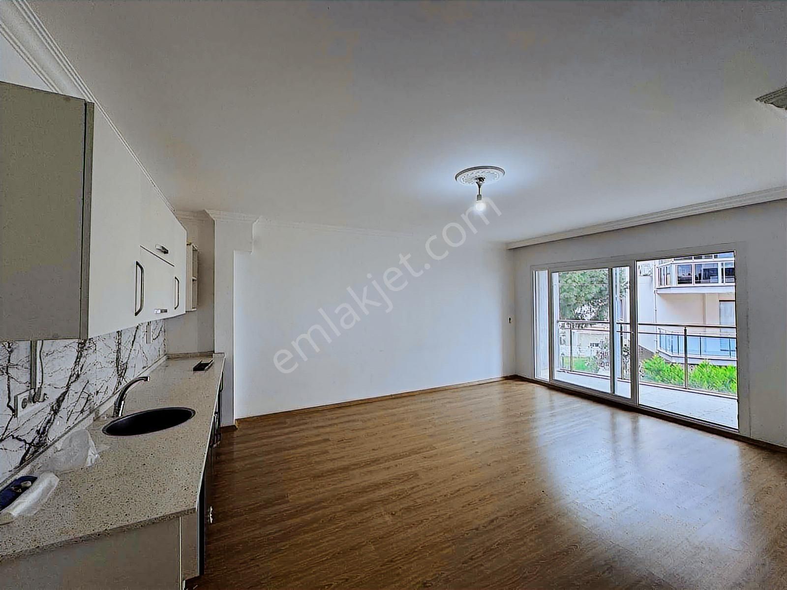 Kuşadası Davutlar'da Ara Kat Çift Balkon 110m2 Satılık 3+1 Daire - Görsel 19