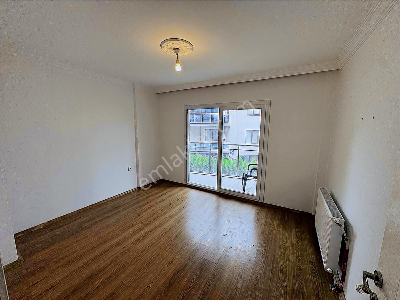 Kuşadası Davutlar'da Ara Kat Çift Balkon 110m2 Satılık 3+1 Daire - Görsel 12