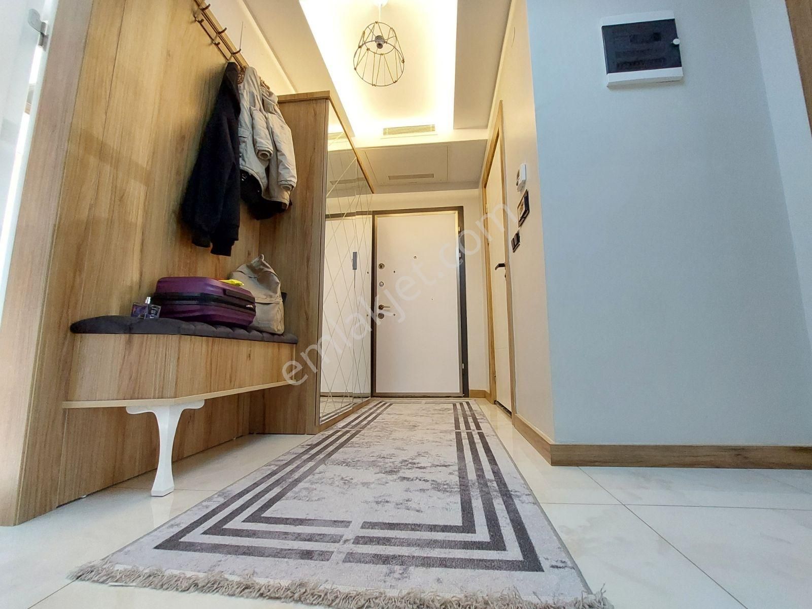 Edremit Cennetayağın'da, Yerden Isıtmalı 3+1 Lüks Villa - Görsel 2