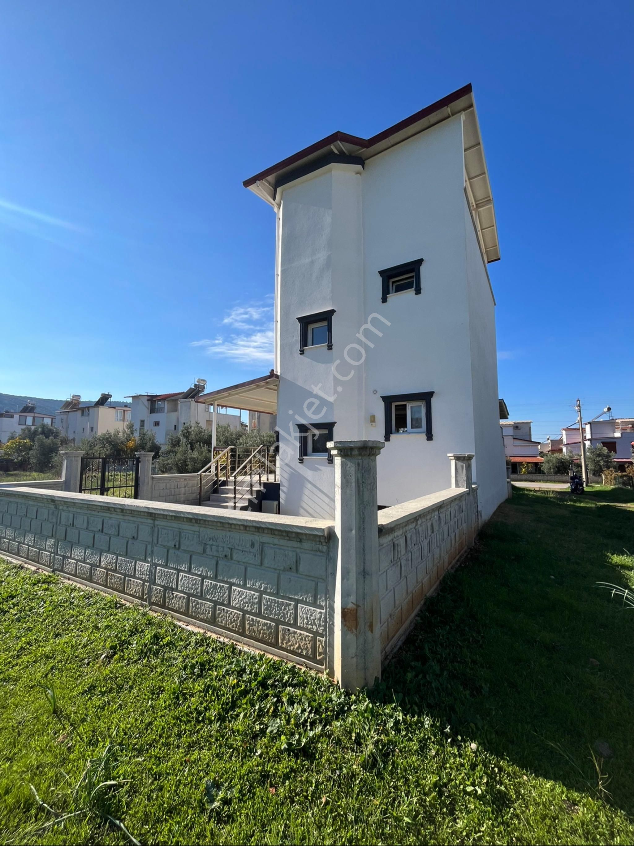 Didim Akbük Te Satılık 4+1 Bahçeli Villa - Görsel 31