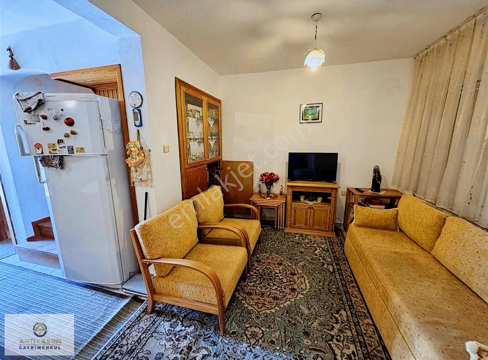 Kuşadası Kadınlar Denizi Mah Satılık Geniş Bahçeli Villa - Görsel 12
