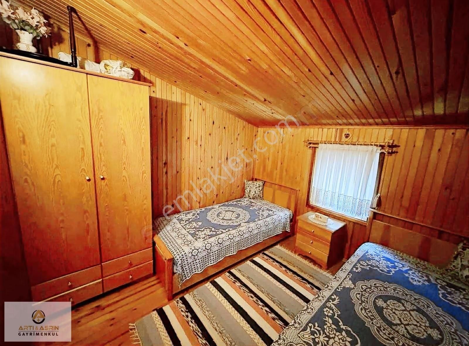 Kuşadası Kadınlar Denizi Mah Satılık Geniş Bahçeli Villa - Görsel 19