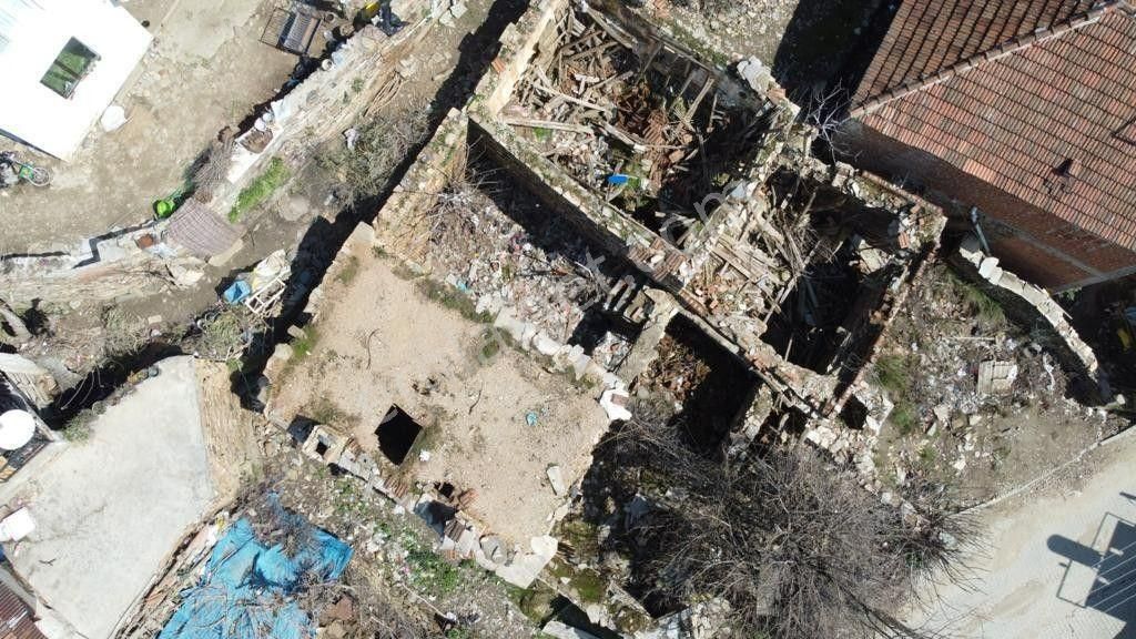 İzmir Bayındır Söğütören Satılık Taş Ev Ve Arsası - Görsel 8