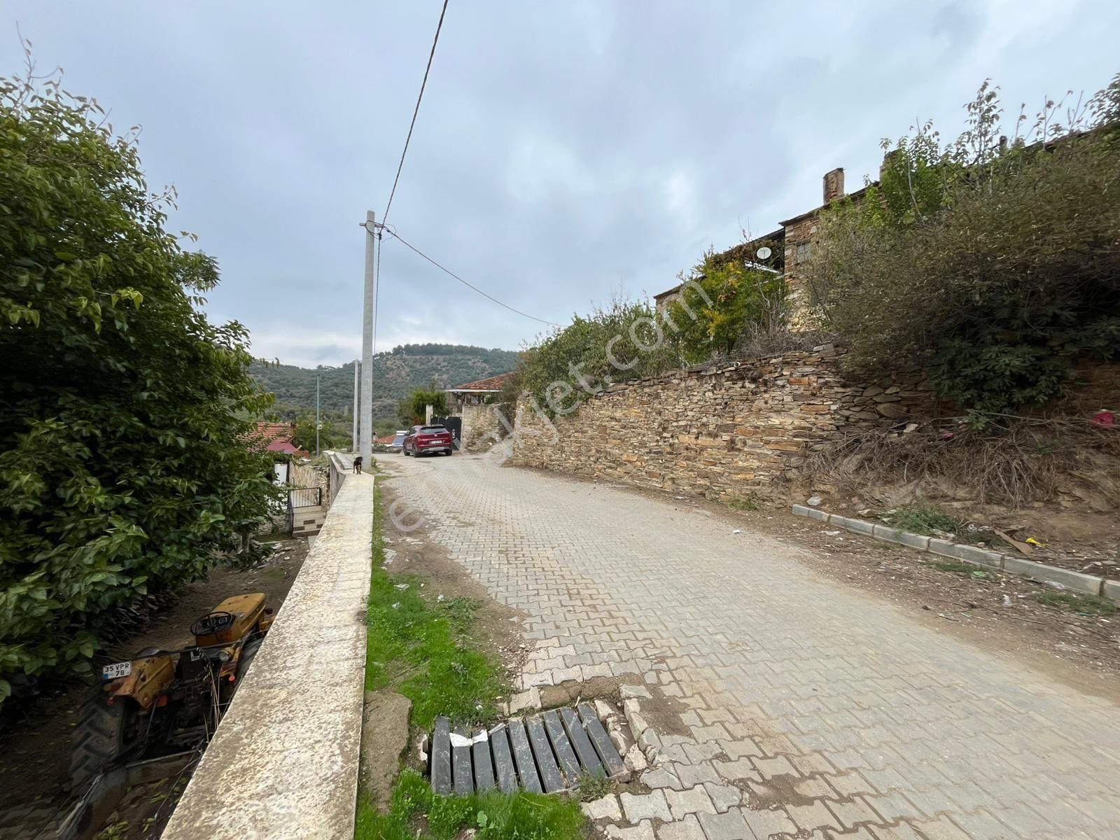 İzmir Bayındır Söğütören Satılık Taş Ev Ve Arsası - Görsel 11