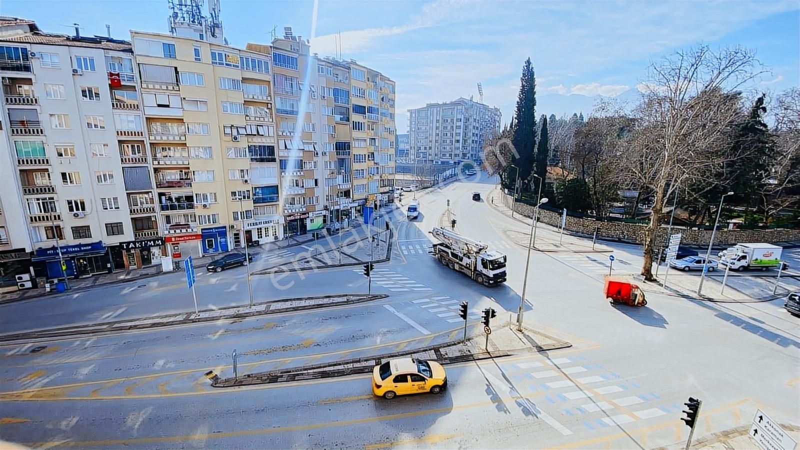 Arevtürk'den Cadde Üzerinde Satılık 130 M2 3+1 - Görsel 25