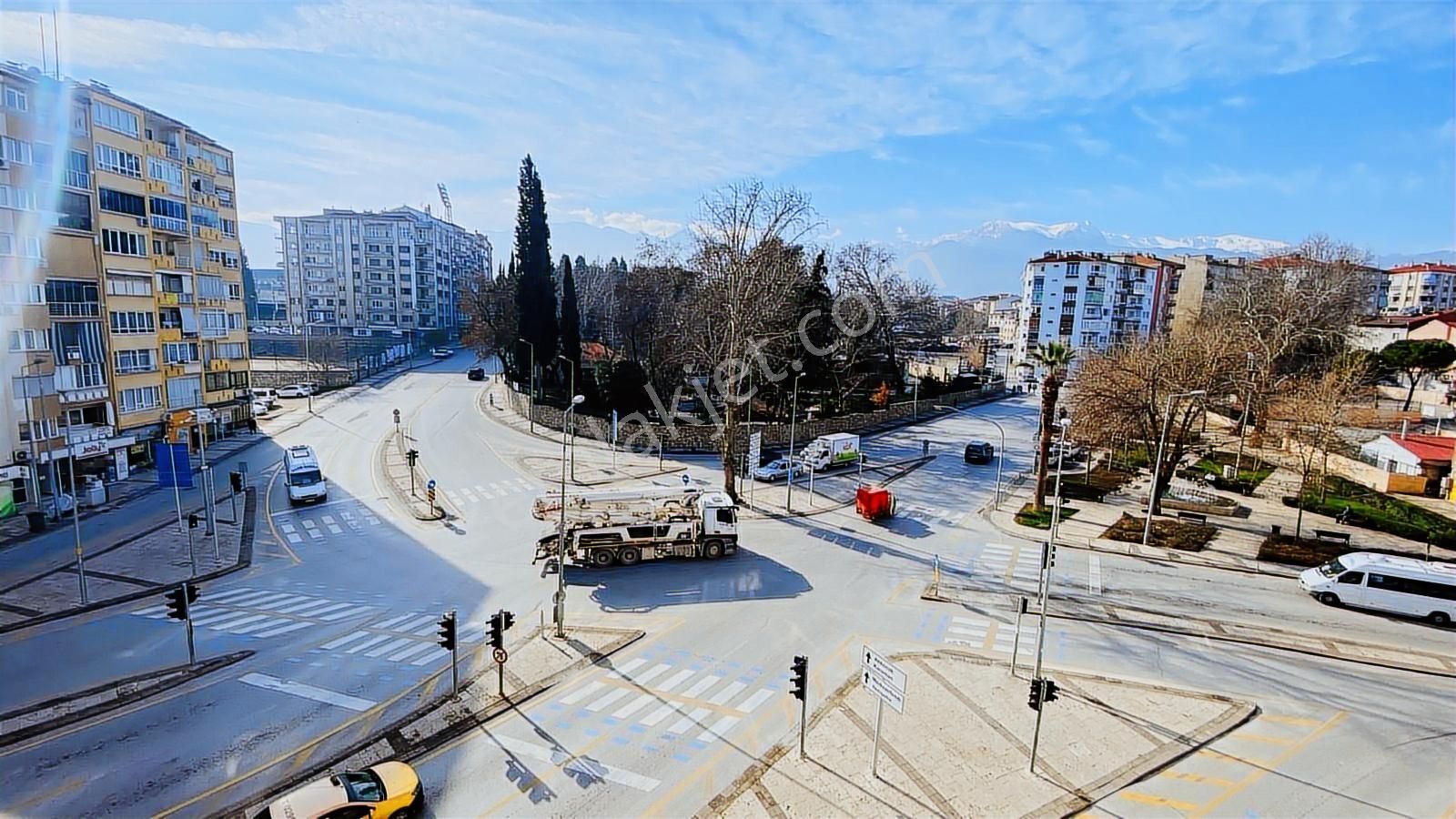 Arevtürk'den Cadde Üzerinde Satılık 130 M2 3+1 - Görsel 35