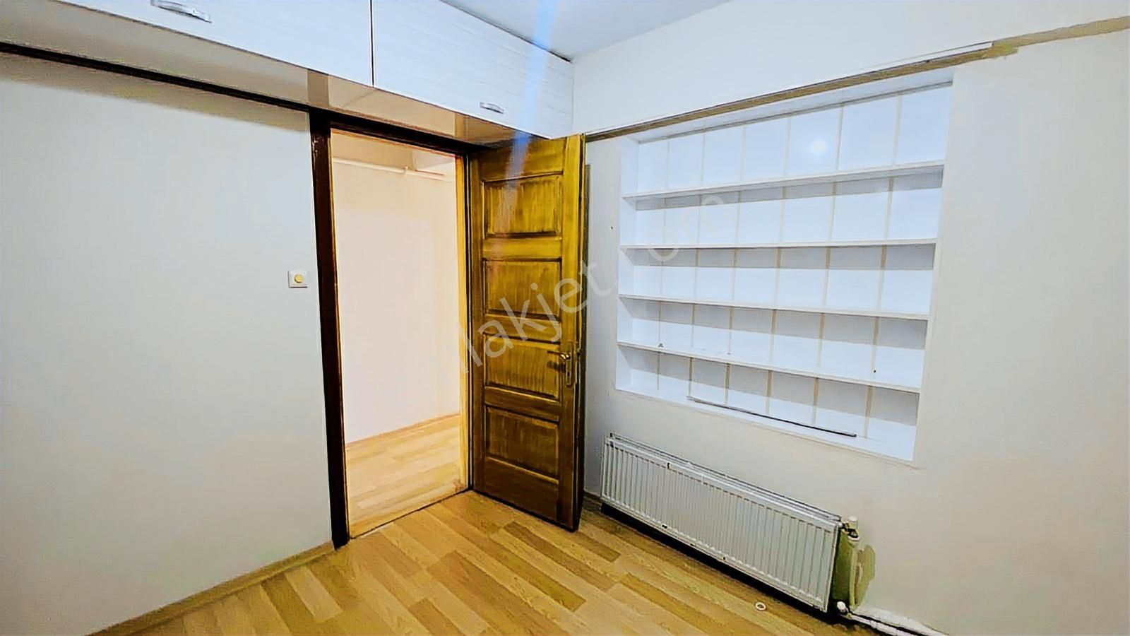 Arevtürk'den Cadde Üzerinde Satılık 130 M2 3+1 - Görsel 2