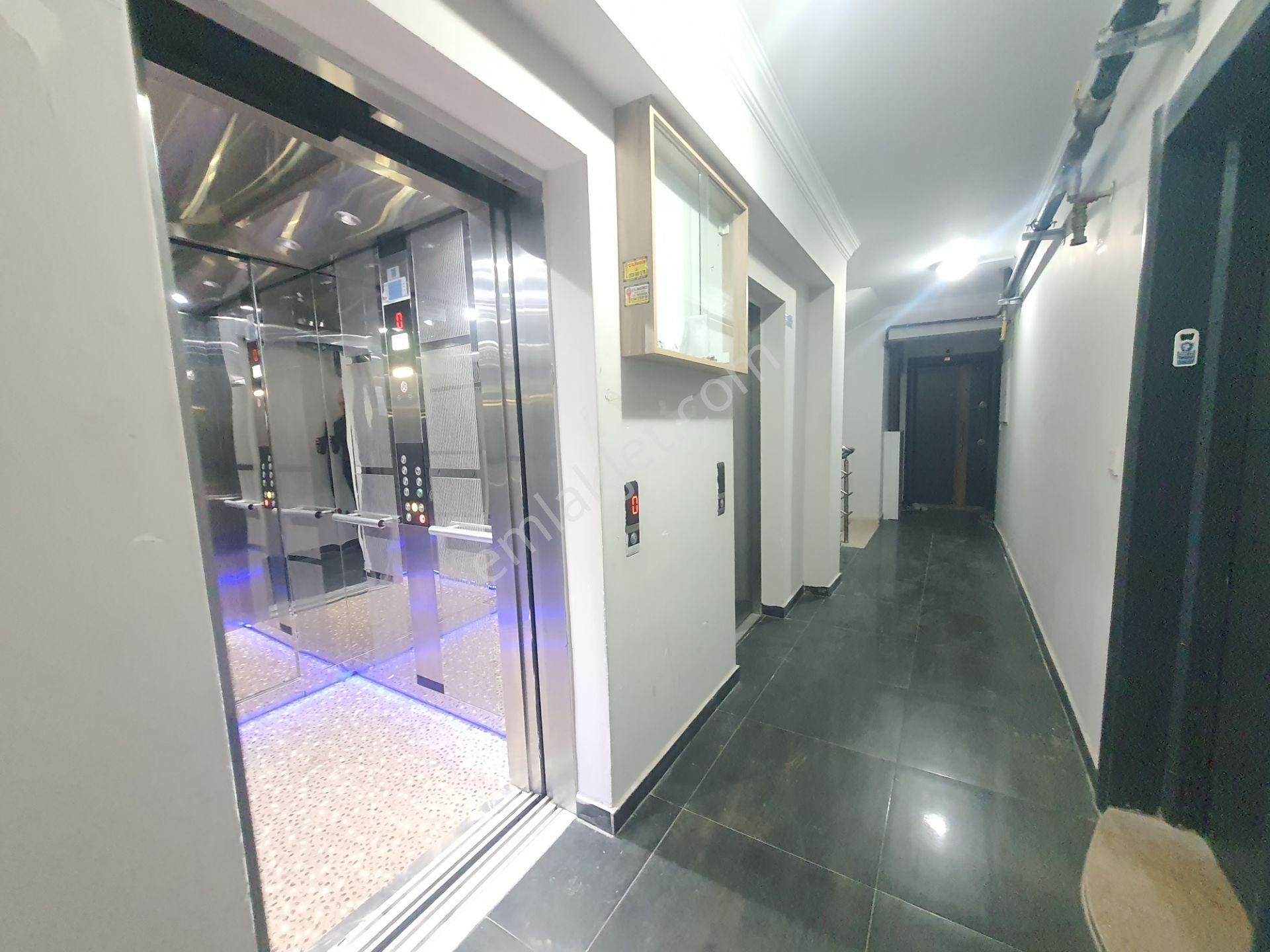 Çiğli Atatürk Mah. Deniz Ve Şehir Manzaralı 2+1 Kiralık Daire - Görsel 4