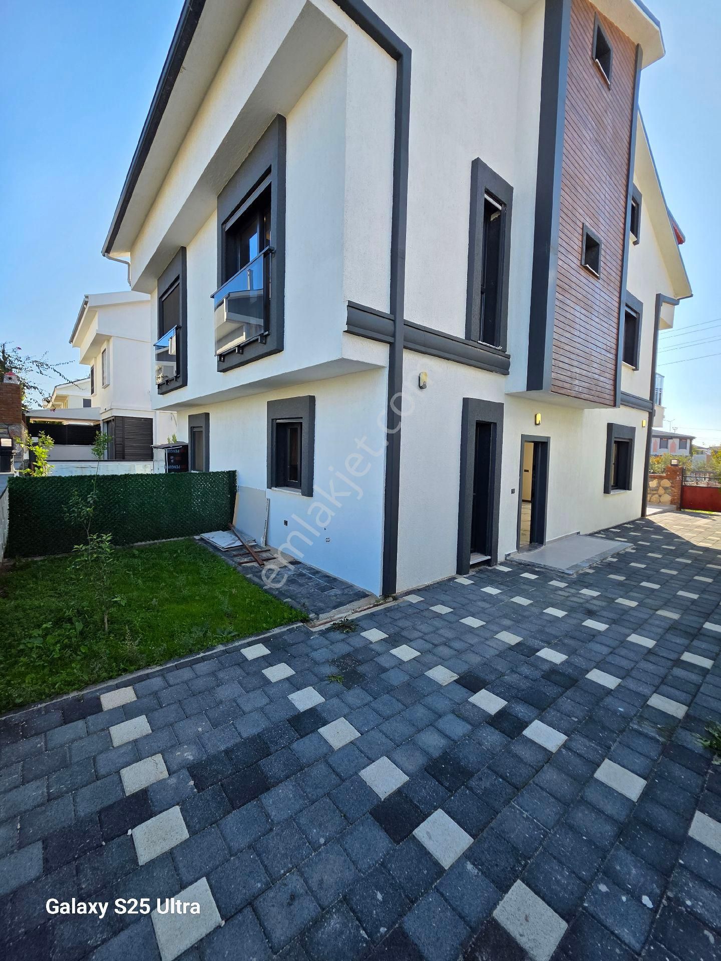 🏡 Aydın Didim Hisar Mahallesinde Satılık 3+1 Deniz Manzaralı Tripleks Villa 🏡 - Görsel 2