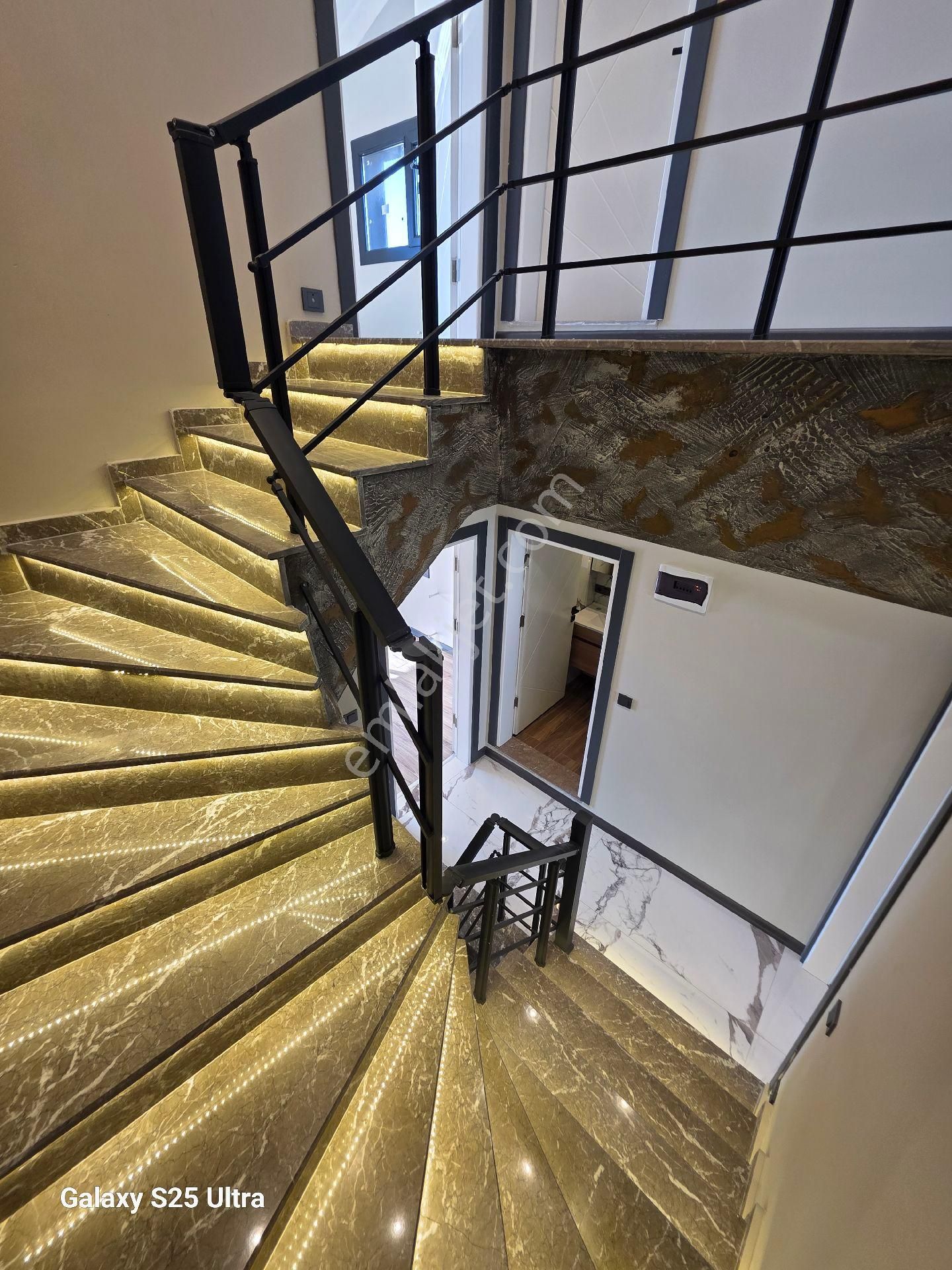 🏡 Aydın Didim Hisar Mahallesinde Satılık 3+1 Deniz Manzaralı Tripleks Villa 🏡 - Görsel 21