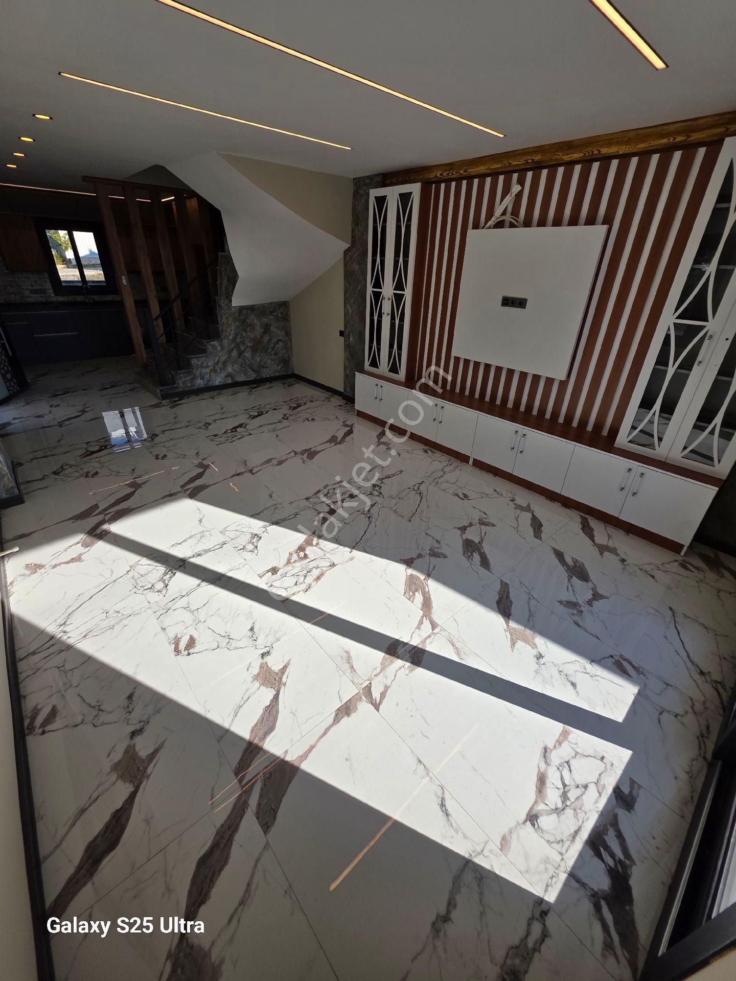 🏡 Aydın Didim Hisar Mahallesinde Satılık 3+1 Deniz Manzaralı Tripleks Villa 🏡 - Görsel 7