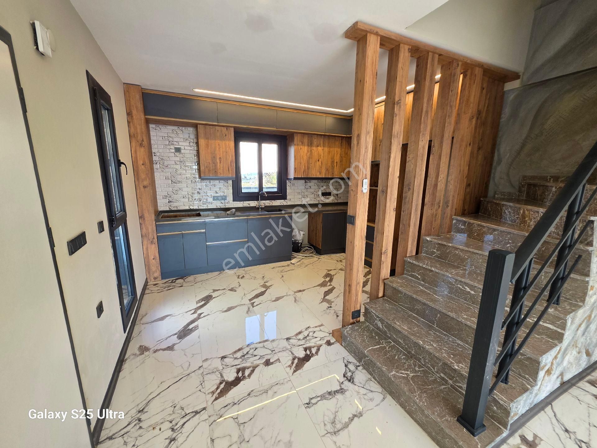 🏡 Aydın Didim Hisar Mahallesinde Satılık 3+1 Deniz Manzaralı Tripleks Villa 🏡 - Görsel 11