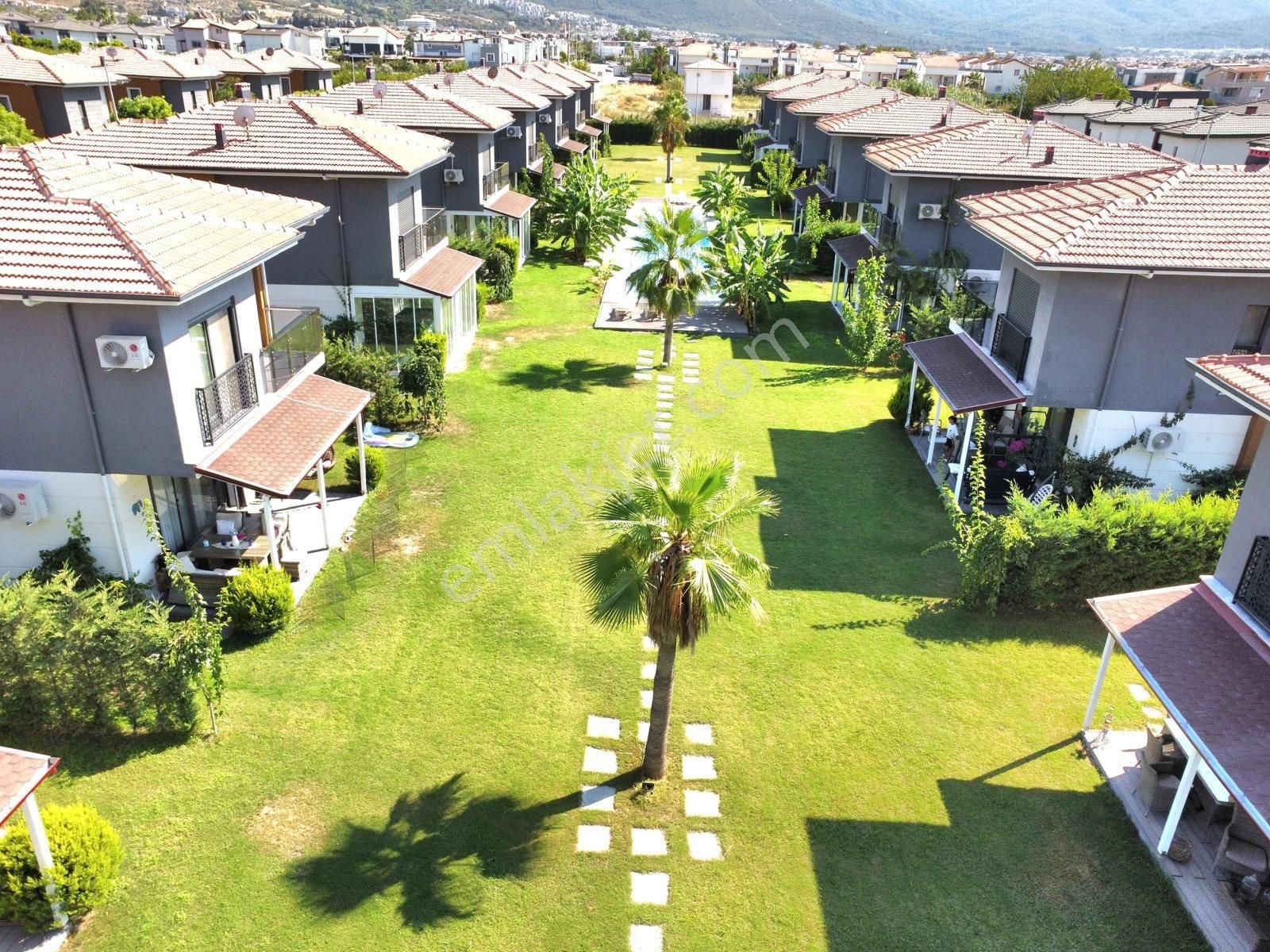 Kuşadası Davutlar’da Denize Yakın Havuzlu Sitede Köşe Konumu - Görsel 4