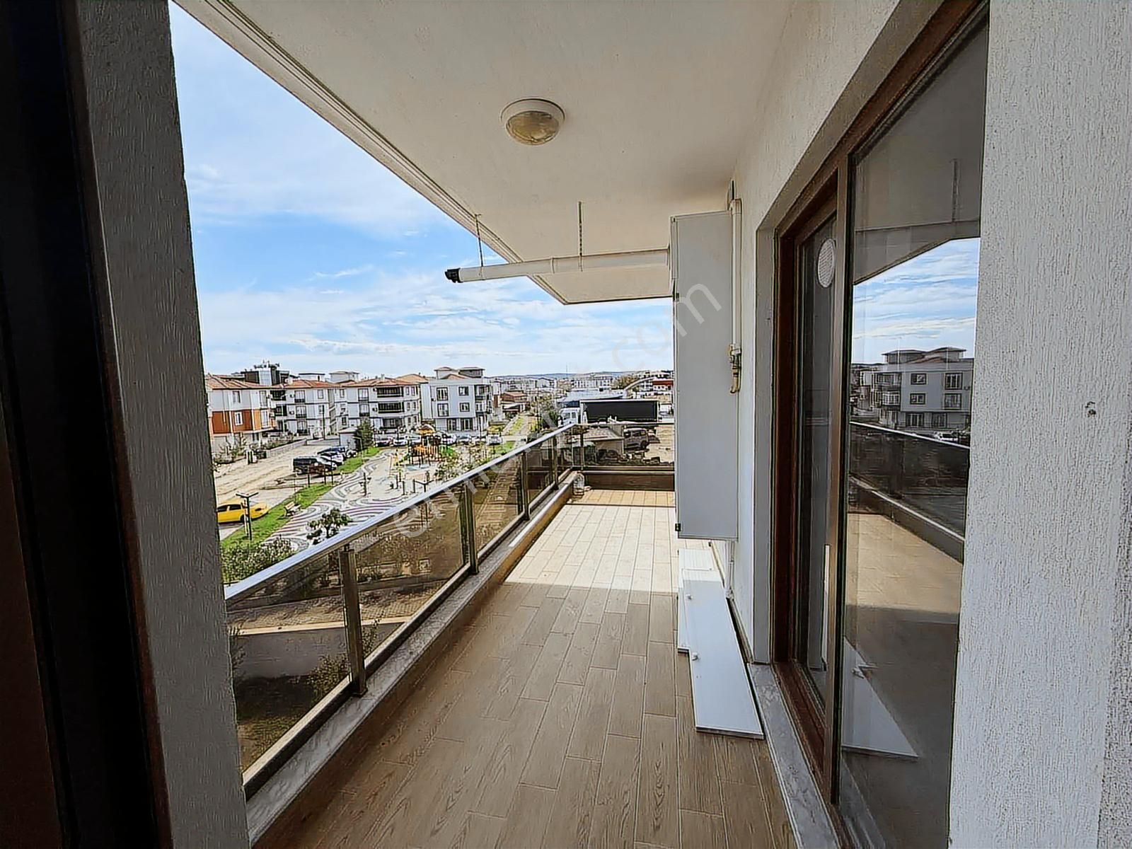 Araç Takaslı Daire 3+1 Site İçinde - Görsel 12