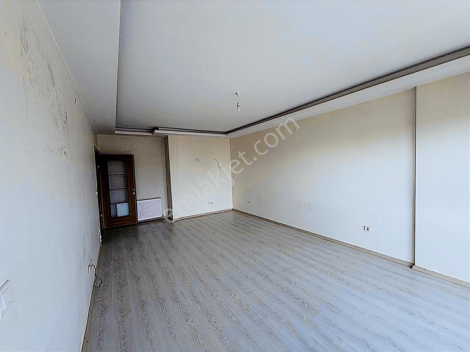 Araç Takaslı Daire 3+1 Site İçinde