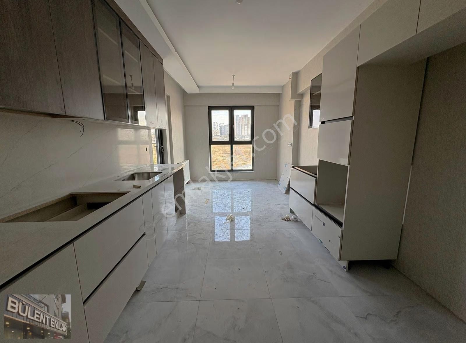 Bülent Emlaktan Yozgat Blv. Göbek Paraleli Sıfır Lüx 4+1 Satılık - Görsel 11