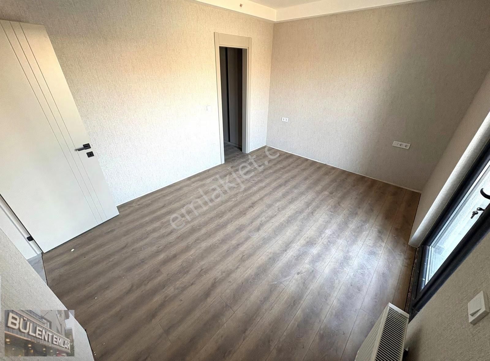 Bülent Emlaktan Yozgat Blv. Göbek Paraleli Sıfır Lüx 4+1 Satılık - Görsel 6