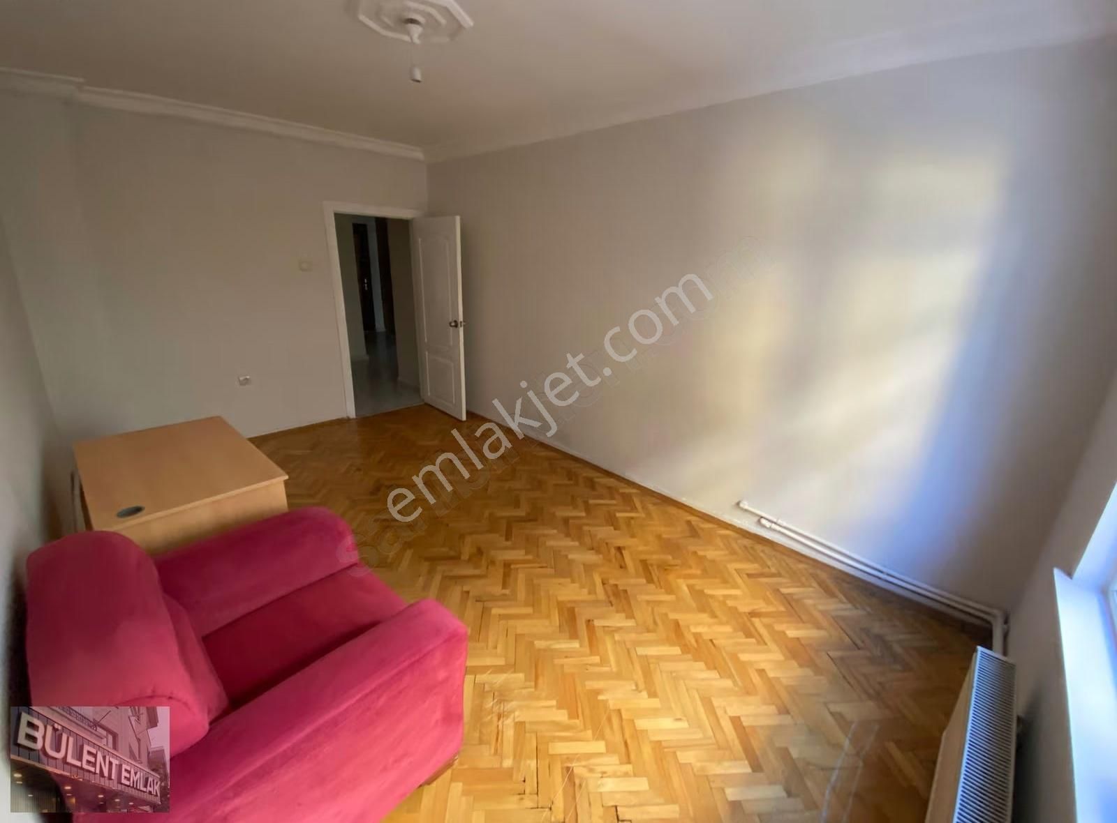 Etlik Merkezde Yapılı 1. Kat 3+1 Hastanelere Yakın Kiralık Daire - Görsel 21