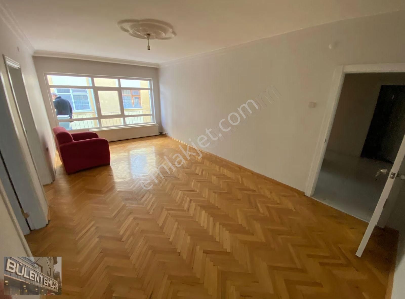 Etlik Merkezde Yapılı 1. Kat 3+1 Hastanelere Yakın Kiralık Daire - Görsel 23