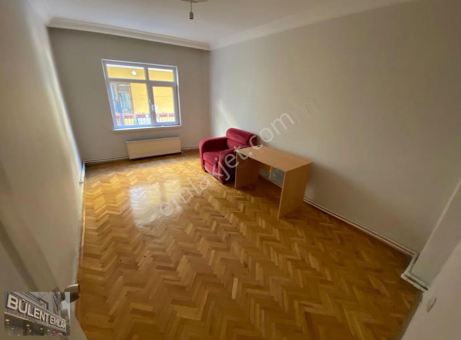 Etlik Merkezde Yapılı 1. Kat 3+1 Hastanelere Yakın Kiralık Daire - Görsel 2