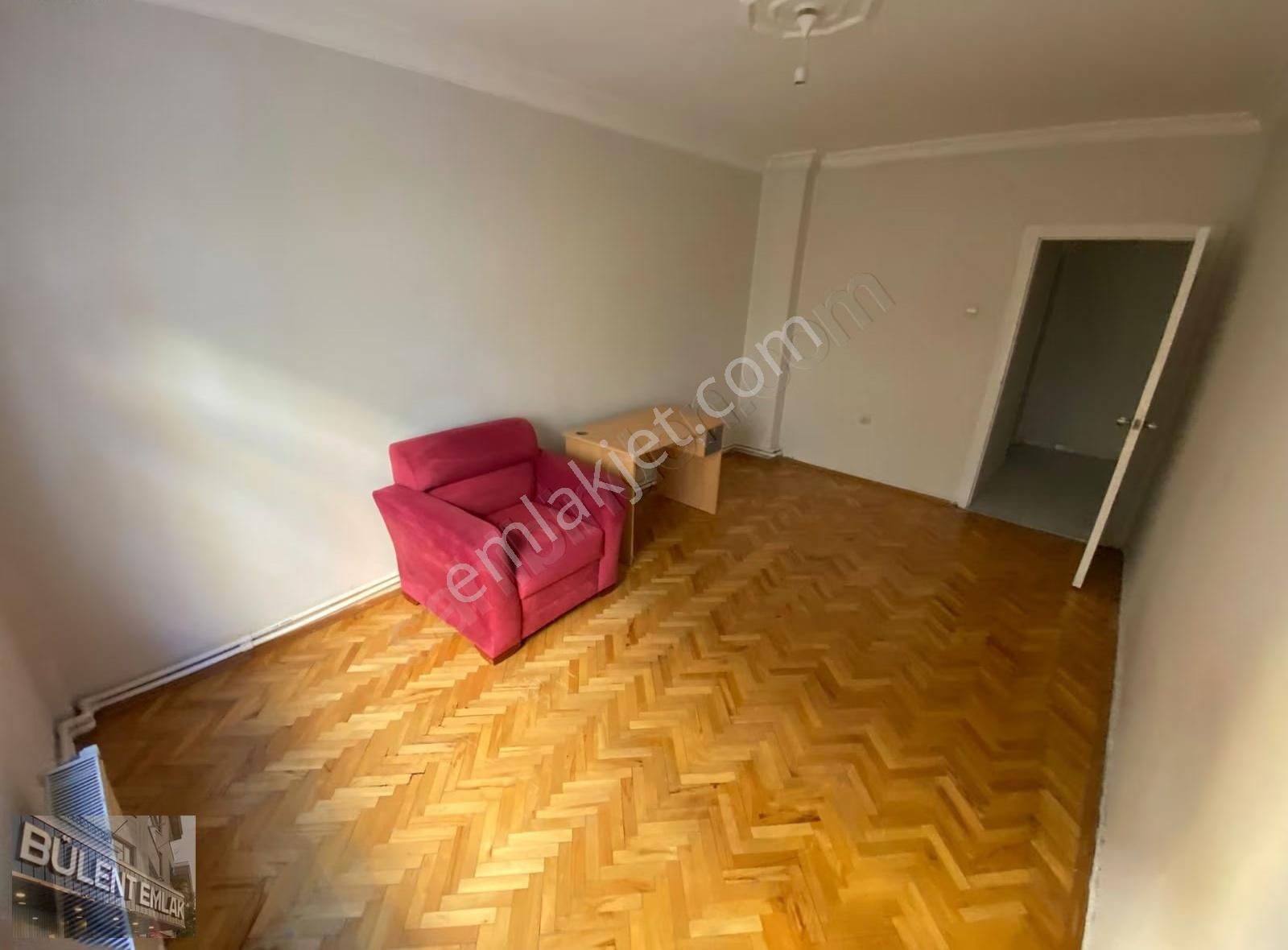 Etlik Merkezde Yapılı 1. Kat 3+1 Hastanelere Yakın Kiralık Daire - Görsel 17