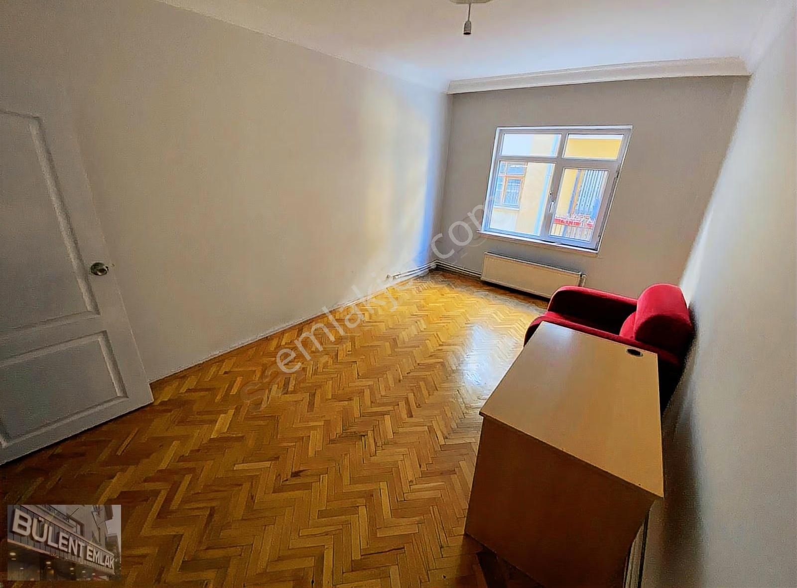 Etlik Merkezde Yapılı 1. Kat 3+1 Hastanelere Yakın Kiralık Daire - Görsel 18