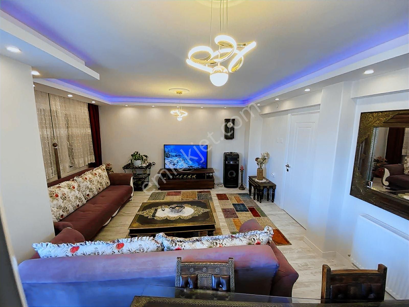 Yaşar Üniversitesi Karşısı Cadde Üstü 3+1asansörlü Arakat - Görsel 28