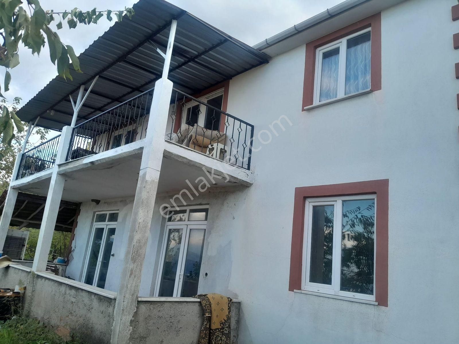 Çiftlik Tadında Geniş Arazisi Bulunan Müstakil Evimiz Satılıktır - Görsel 26