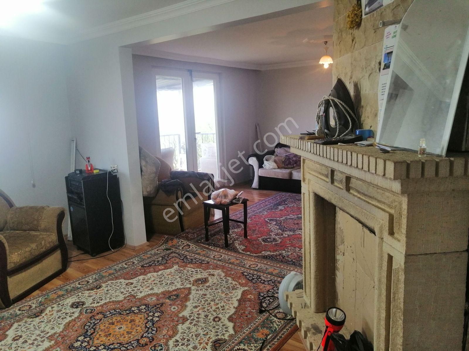 Çiftlik Tadında Geniş Arazisi Bulunan Müstakil Evimiz Satılıktır - Görsel 12