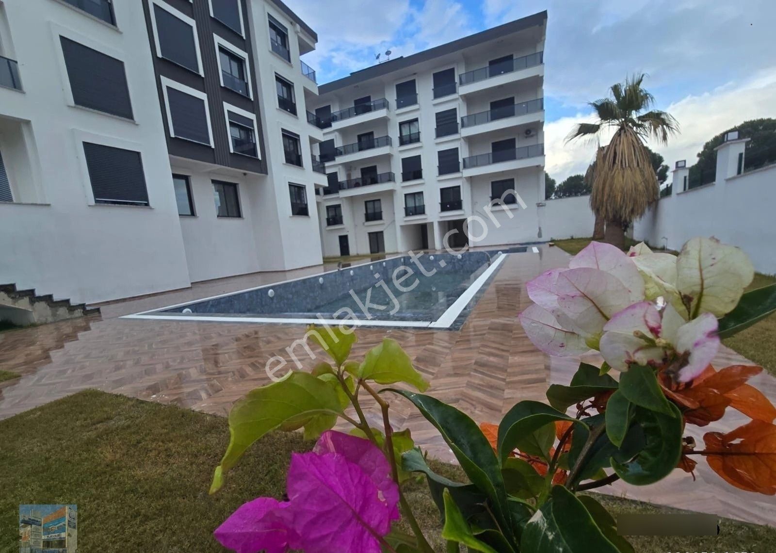 Yarı Olimpik Havuzlu - Asansörlü, Sıfır Binada 2+1 Daire