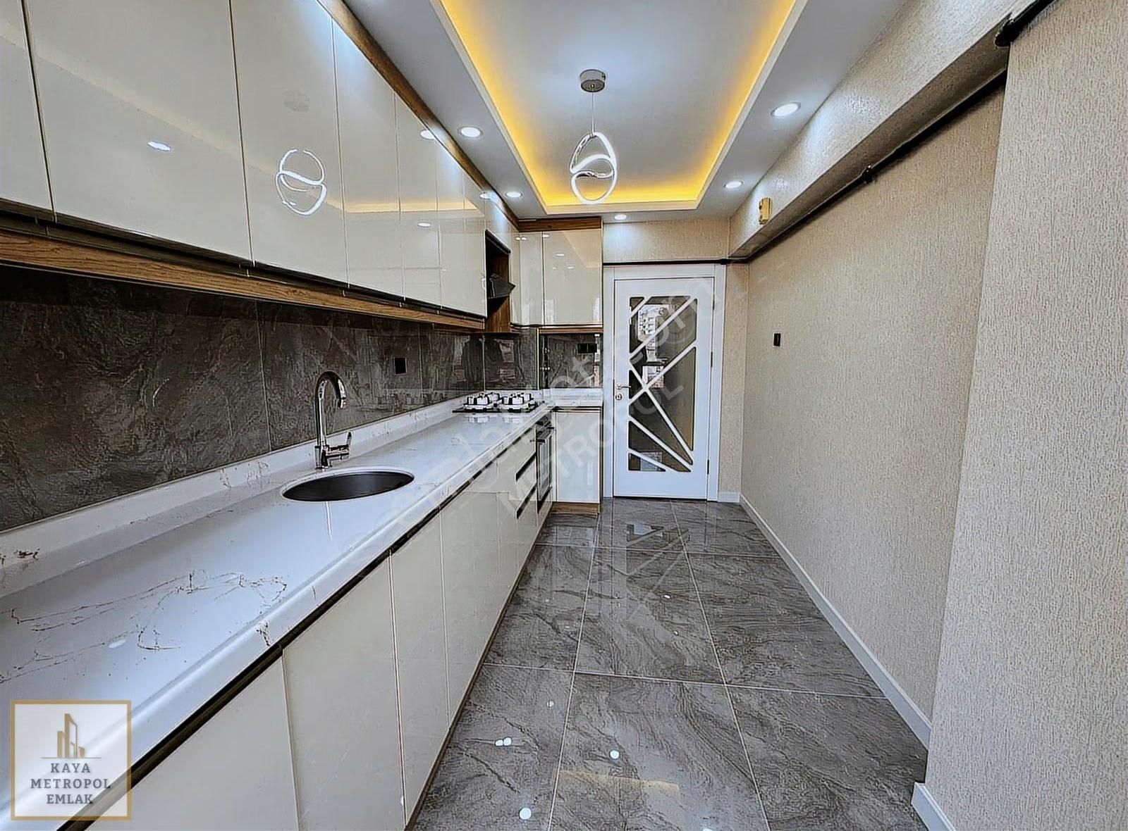 Süvari Mahallesi Gimsa Yakını Lüks Yapılı 3+1 Katta Daire - Görsel 22