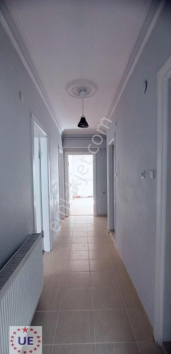 Uygun Dan Fiyat Düştü Canik Belediyesi Üst Kısmında Satılık 2+1 90 M² 2 Balkonlu 3. Kat Asansörsüz - Görsel 16