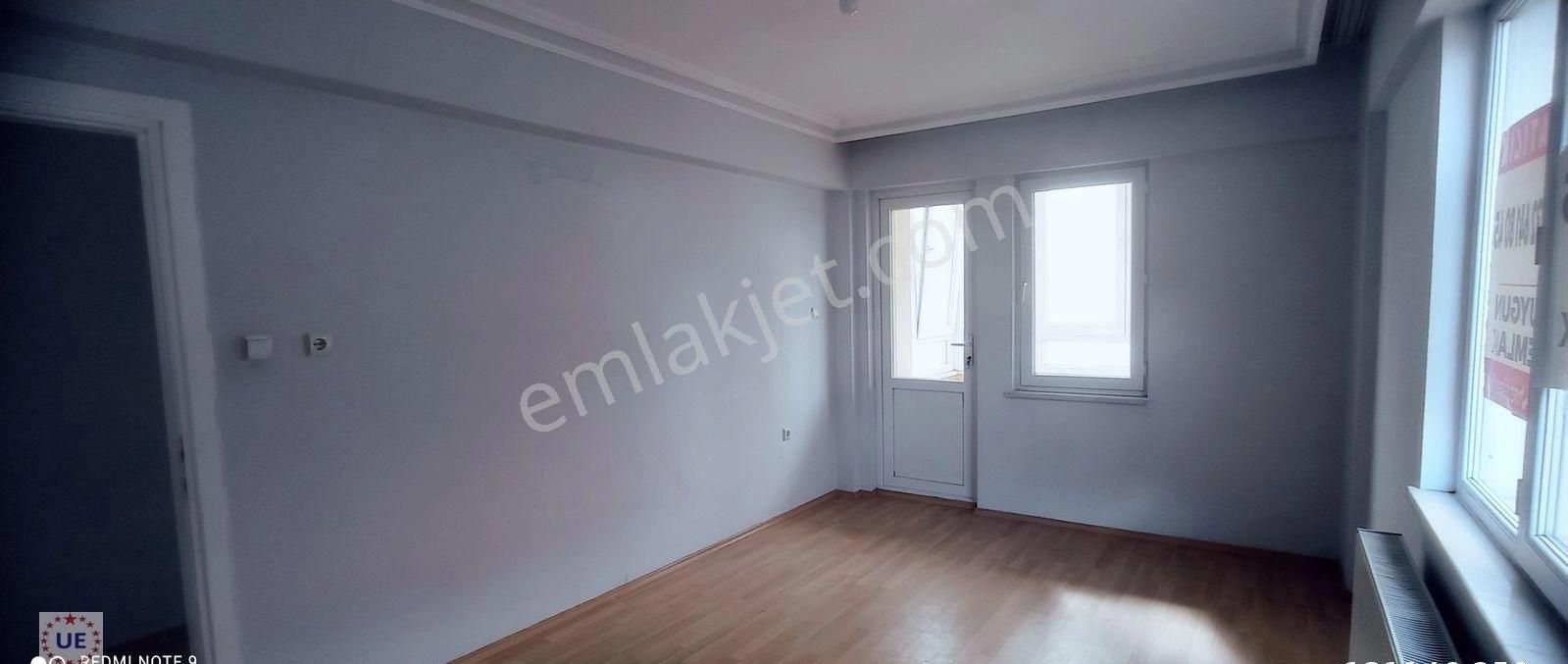 Uygun Dan Fiyat Düştü Canik Belediyesi Üst Kısmında Satılık 2+1 90 M² 2 Balkonlu 3. Kat Asansörsüz - Görsel 4